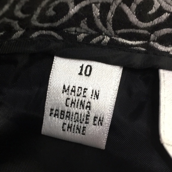 Talbots Petite fully lined Silk pants. Size 10 - Picture 7 of 8